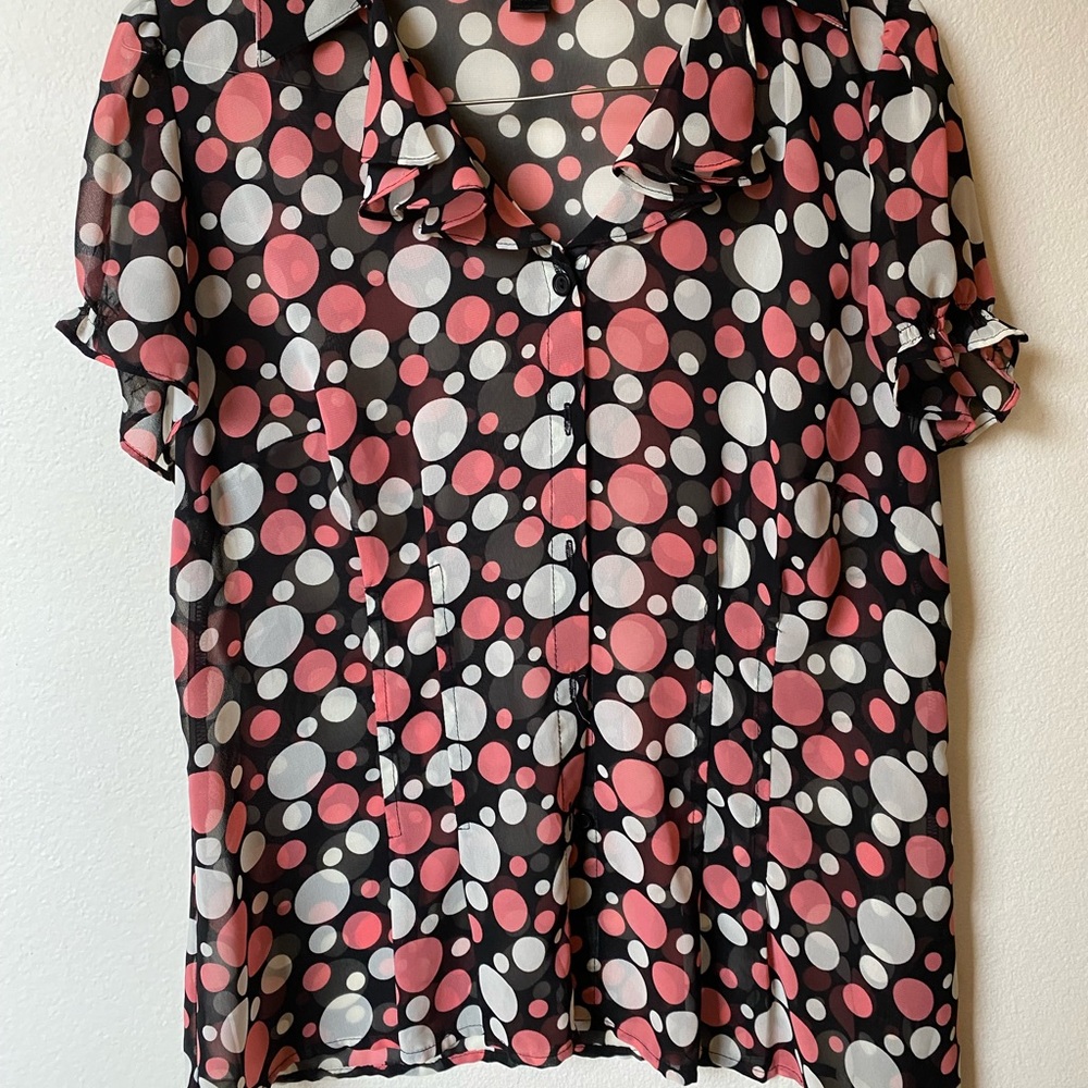 Dressy short sleeve size Medium top.